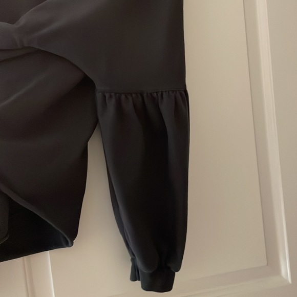 Mudpie peplum top in size medium - Picture 4 of 6